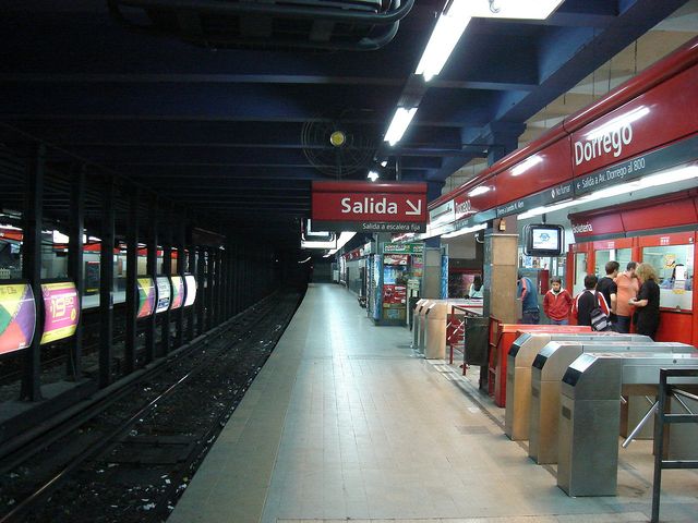 Estación Dorrego de la Línea B